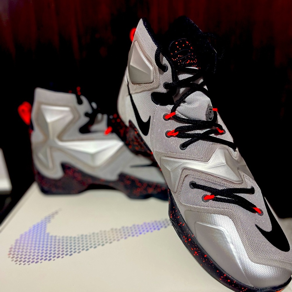 Nike Zoom Lebron 13